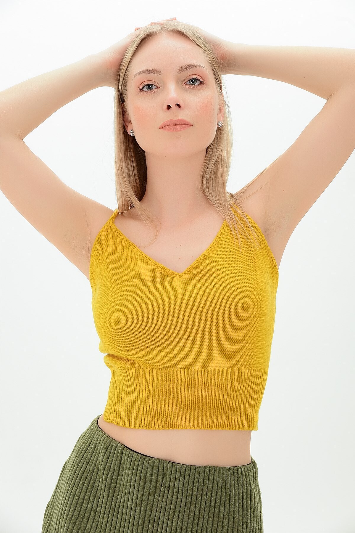 9116167 Triko Askılı Düz Bluz HARDAL