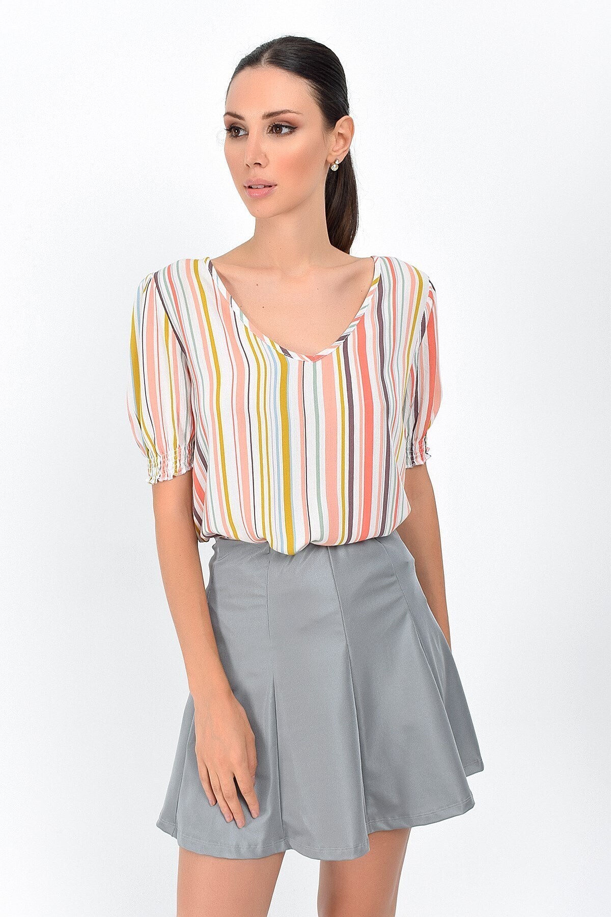 93614023 Parlak Micro Parçalı Kısa Etek GRI