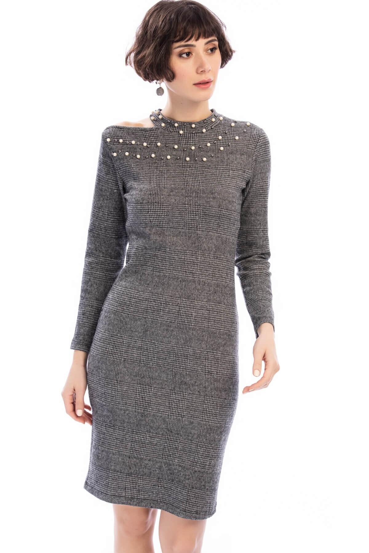 8441019 Ekose Tek Omuzu Açık İncili Elbise GRI-SIYAH JAKARLI