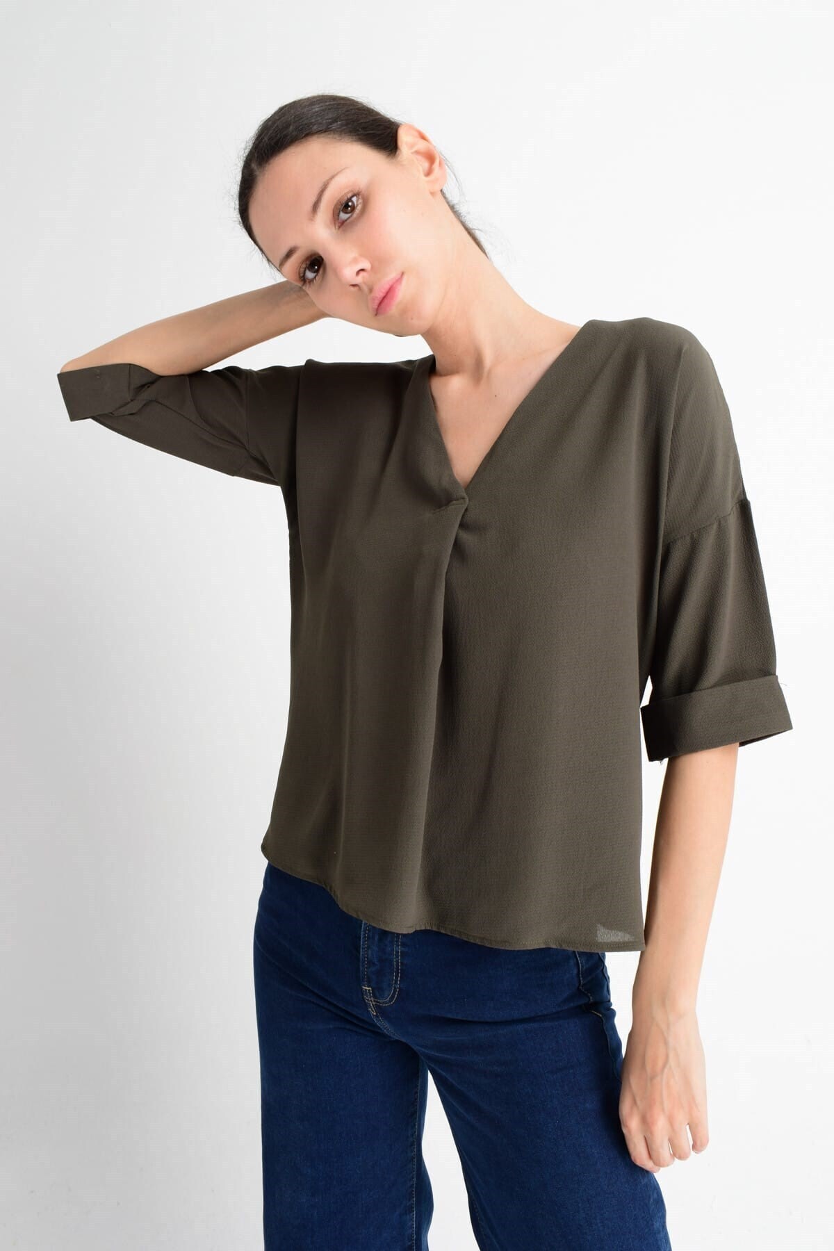 9182879 Kobe Yaka Bindirmeli Capri Kol Bluz HAKI