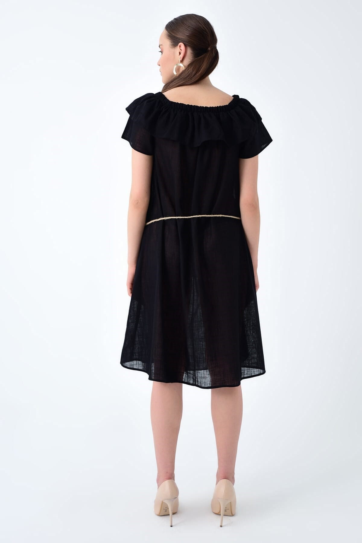 92210138 Keten Madonna Yaka Bel Kemerli Kısa Kol Elbise SIYAH