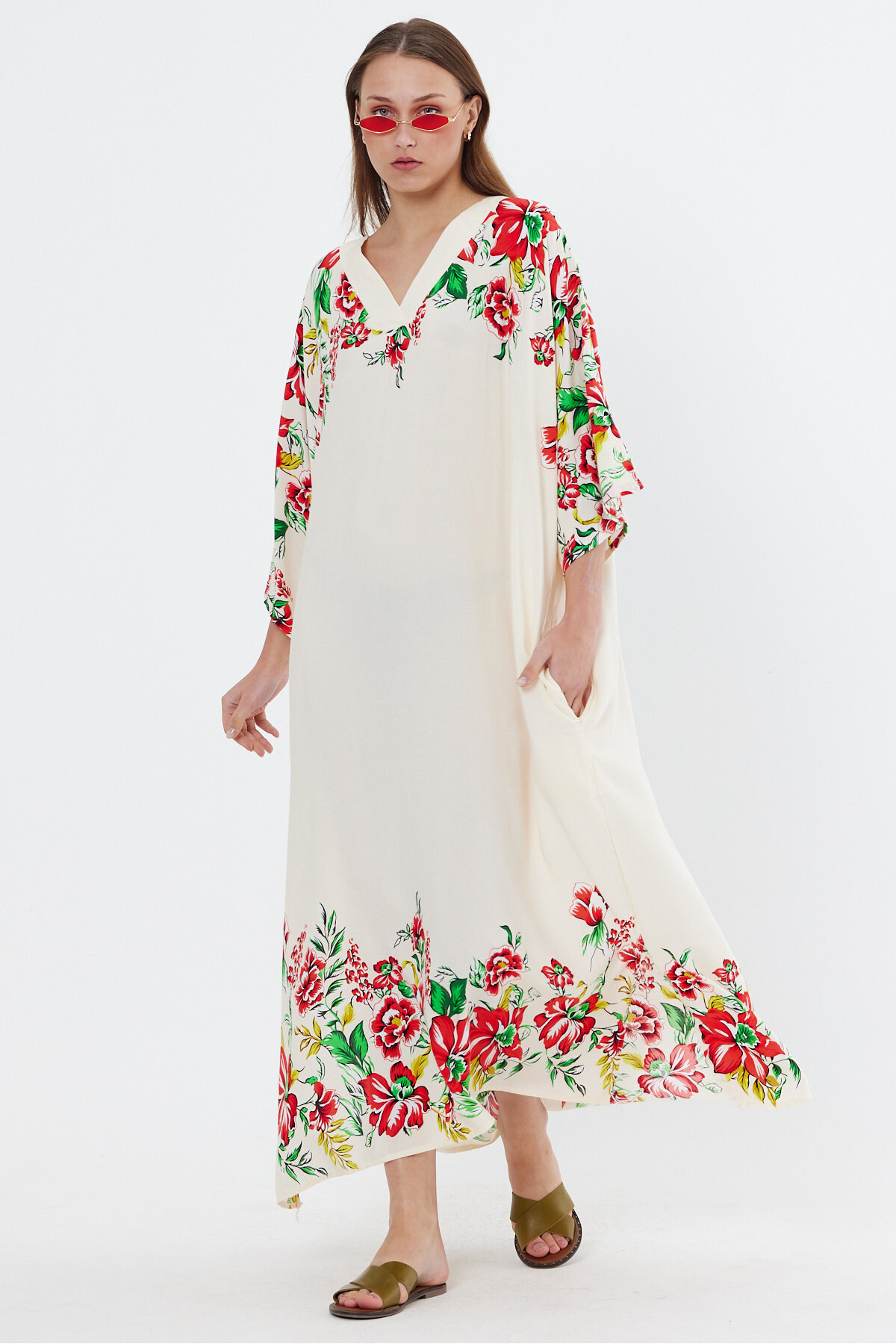 VP3062 V Yaka Büyük Beden Desenli Uz.Yarım Kol Viskon Elbise KREM