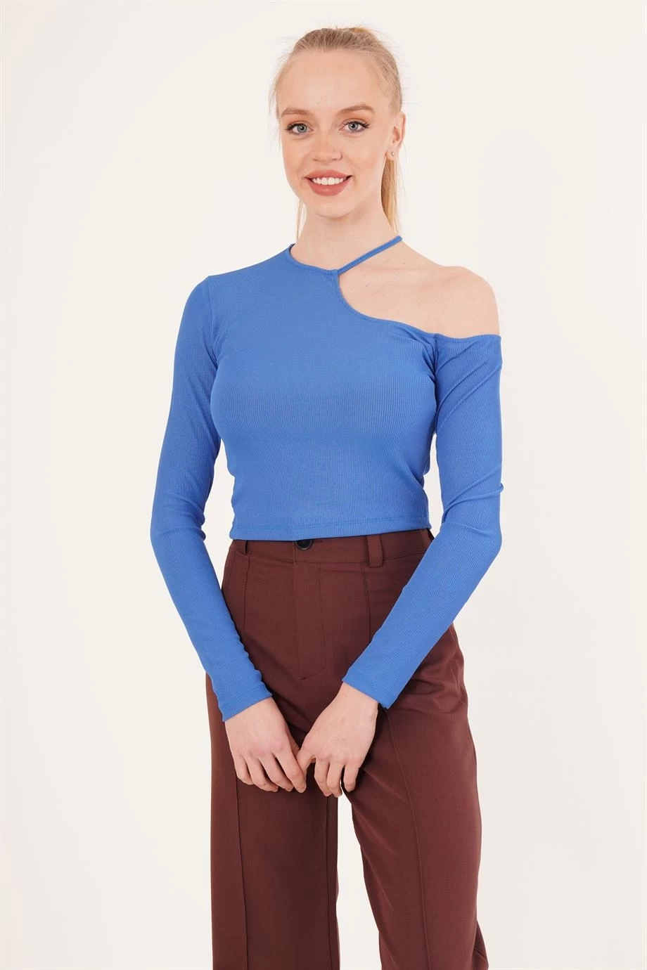 23254279 Kaşkorse Tek Omuz Yaka İpli Crop Bluz MAVI