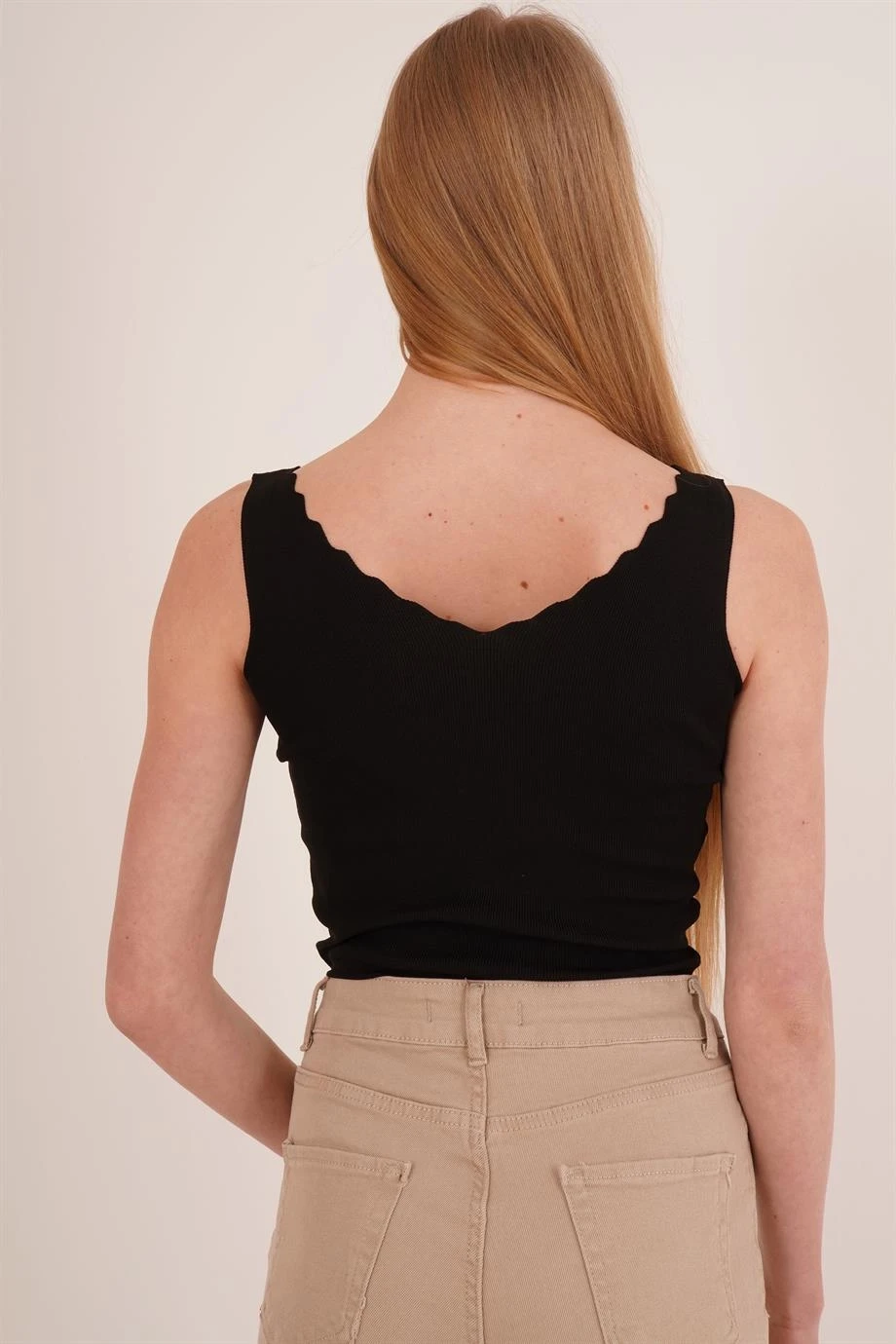 23256336 Triko Merdiven Yaka Atlet SIYAH