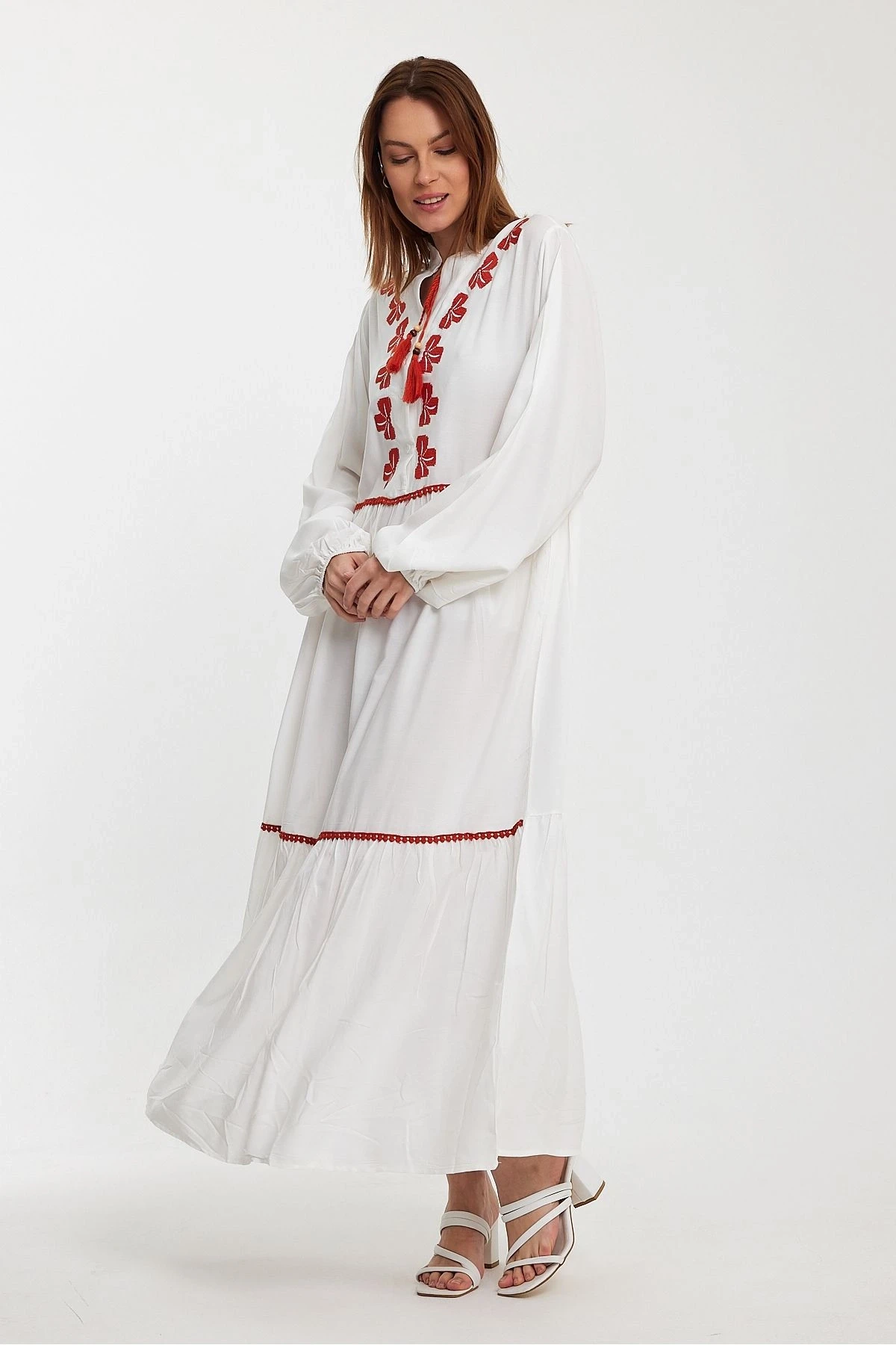 VP1005 Hakim Yaka Bağcıklı Nakış Dty.Balok Kol Uzun Elbise BEYAZ