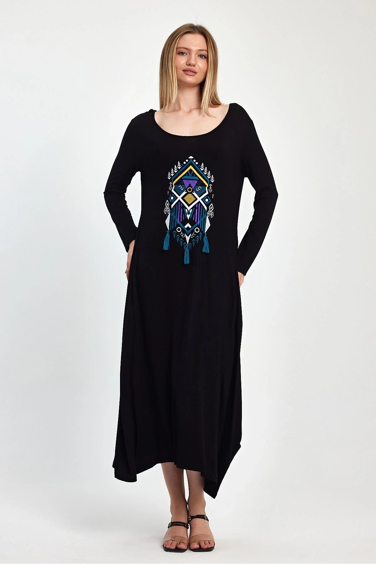 VP1006 Uzun Kol Nakış Detaylı Cepli Viskon Elbise SIYAH