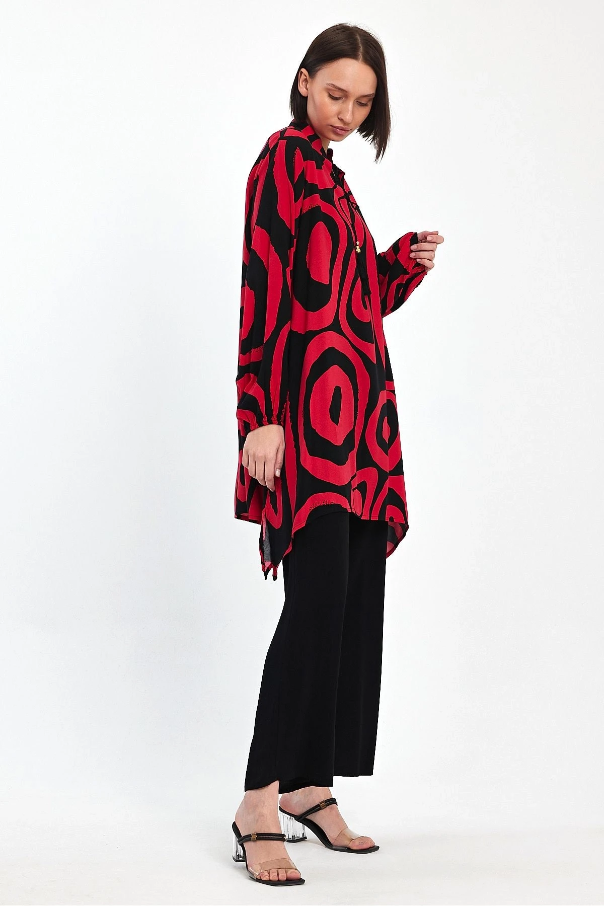 VP1017 Hakim Yaka Bağlamalı Desenli İkili Takım KIRMIZI