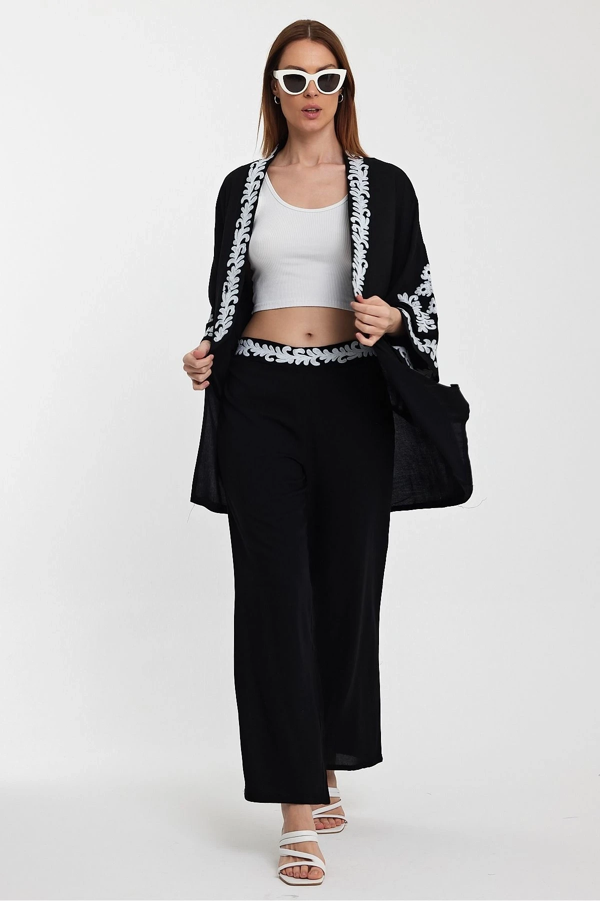 VP950 Nakış Detaylı Alt&Üst Takım SIYAH