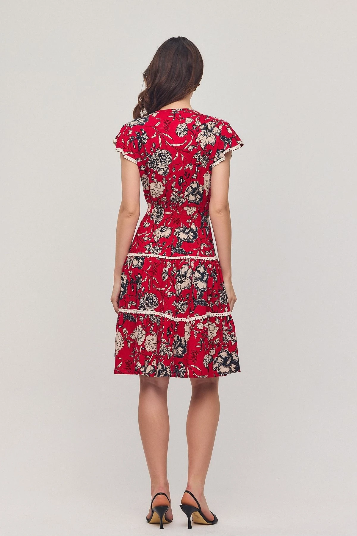 VPV054 Kadın V Yaka Güpür Detaylı Gipeli Mini Elbise KIRMIZI