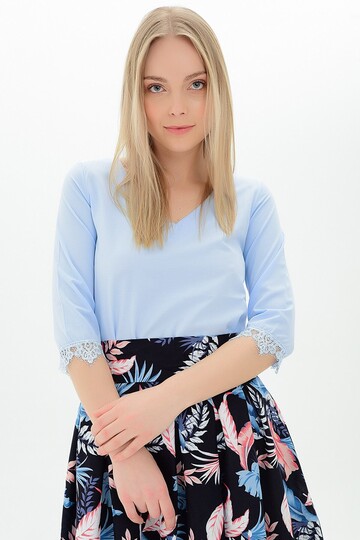 9109314 V Yaka Sırtı Tül Dantel Bağlamalı Kolucu Güpür Bluz MAVI