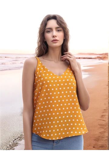 20333453 Kobe Puantiye Desenli İp Askılı Bluz HARDAL