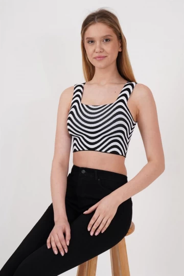 23256429 Triko Zebra Desenli Kare Yaka Crop Atlet SIYAH